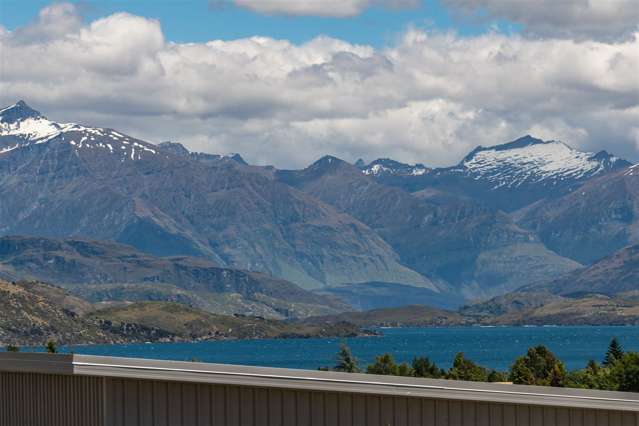 7 Mcneil Crescent Wanaka_2