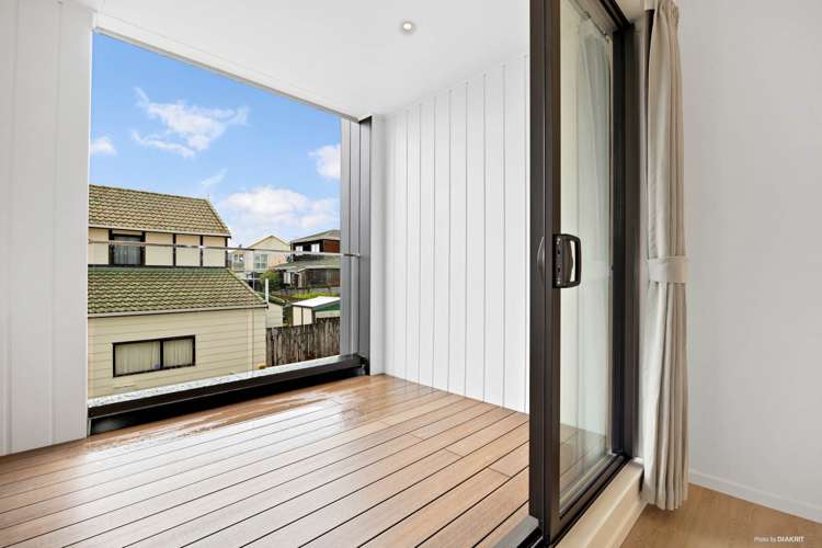 LOT 1, 24 Tomintoul Place Highland Park_10