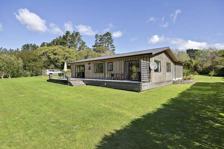 362 Ness Valley Road Ness Valley_10