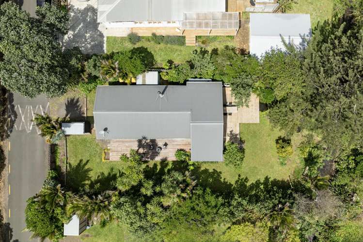 34 Karekare Road Karekare_30