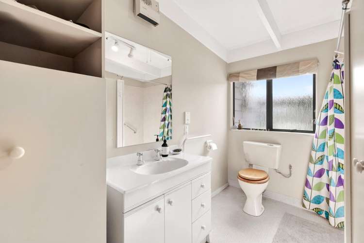 229 Beacon Point Road Wanaka_10