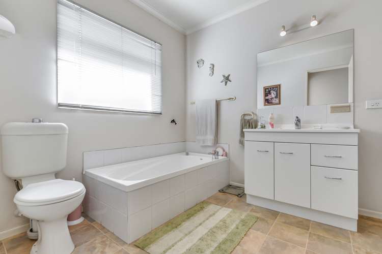 140 Grandview Road Nawton_10