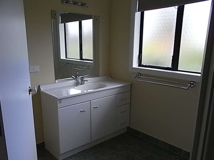 13 Barnett Drive Marton_5