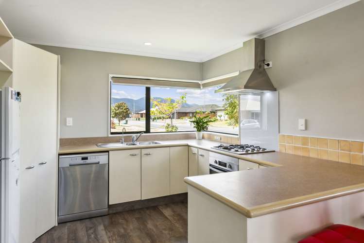 1 Terry Lane Paraparaumu Beach_5