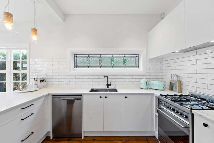 13 Peet Avenue Royal Oak_17