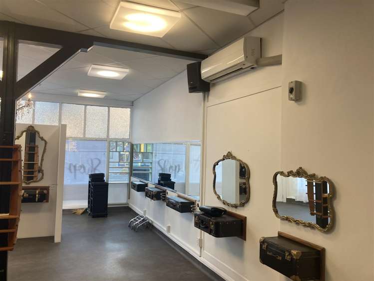 2 and 2A Adelaide Road Mt Cook_7