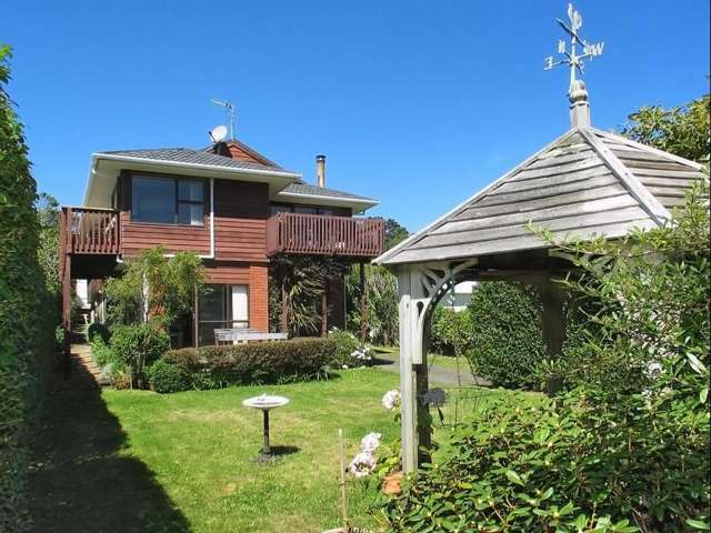 8 Pukerua Beach Road Pukerua Bay_4