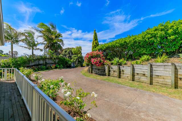 8 Bushglen Court Browns Bay_1