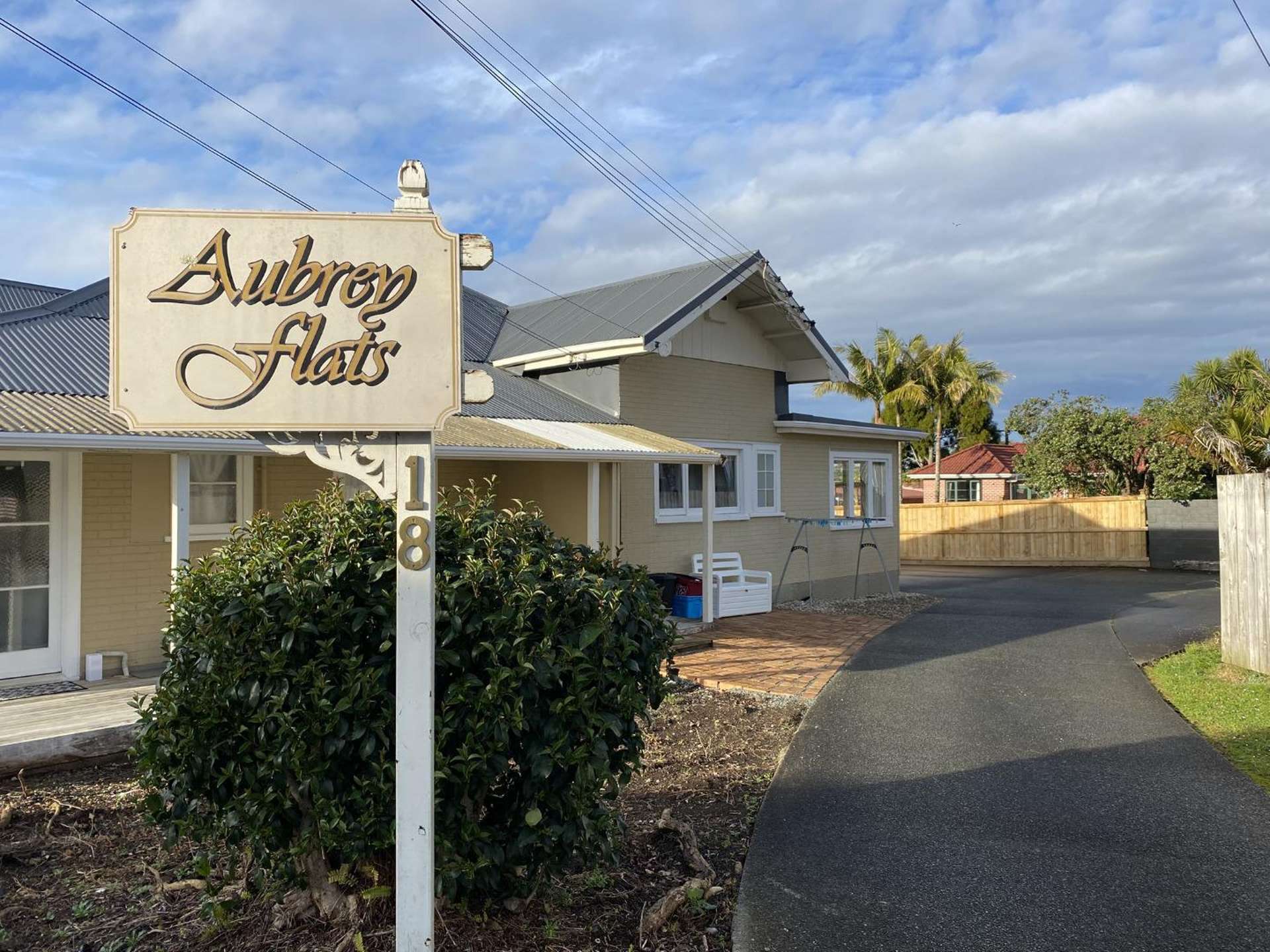 6/18 Aubrey Street Regent_0
