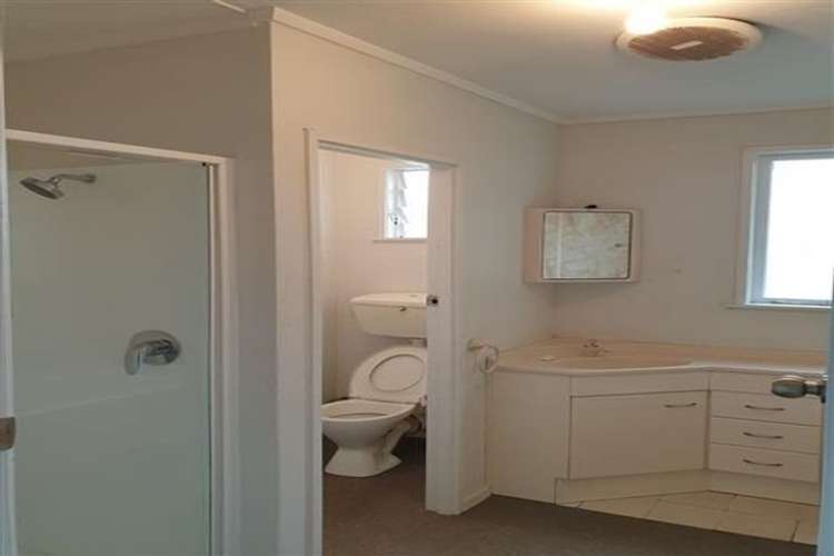 92 Te Atatu Road Te Atatu South_14