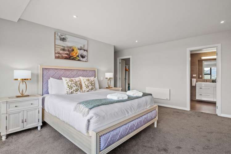 3 Conifer Lane Queenstown_10