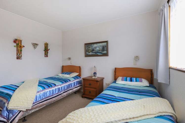 3 Yarmouth Road Flaxmere_11