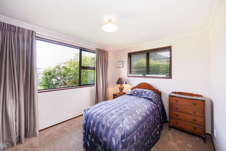 9 Calder Place Feilding_18