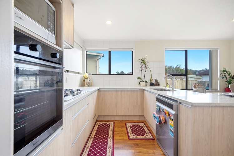 2 Arodella Crescent Ranui_11