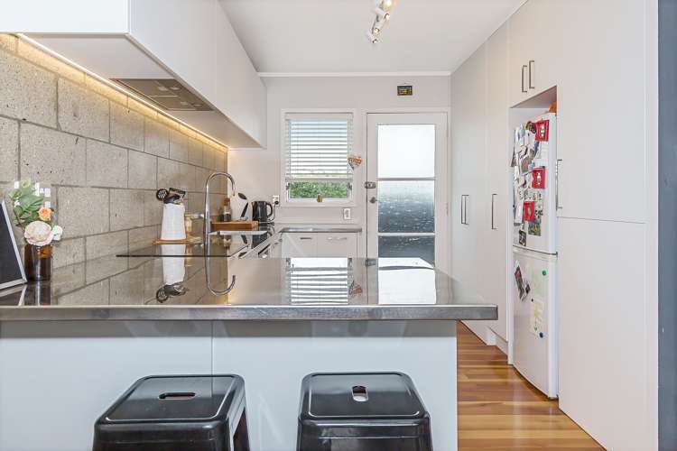 2/25a Tramway Road Beach Haven_0