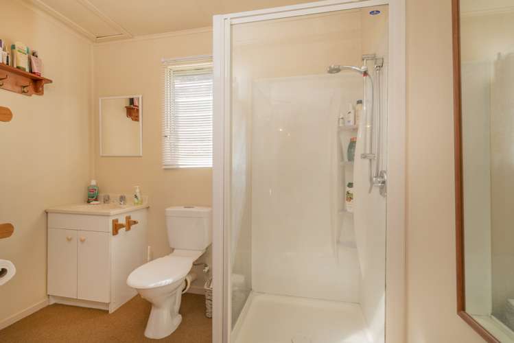 31 Whitby Avenue Whitianga_31