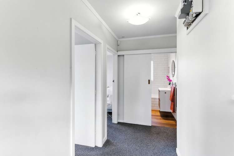 49 Glenfield Crescent Mairehau_6