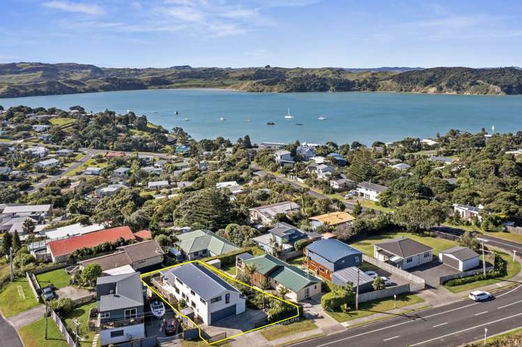 33 Manukau Road Raglan_43