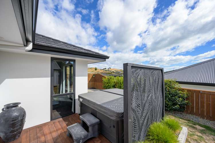 50 Sanctuary Drive Stoke_11