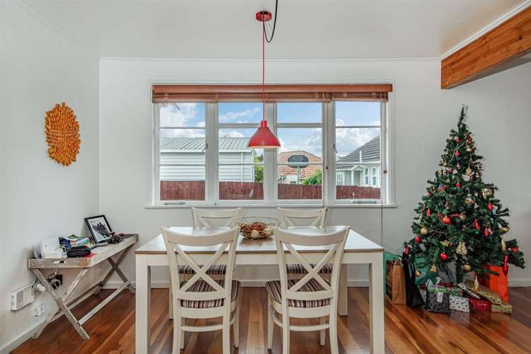 46 Philomel Crescent Bayswater_4