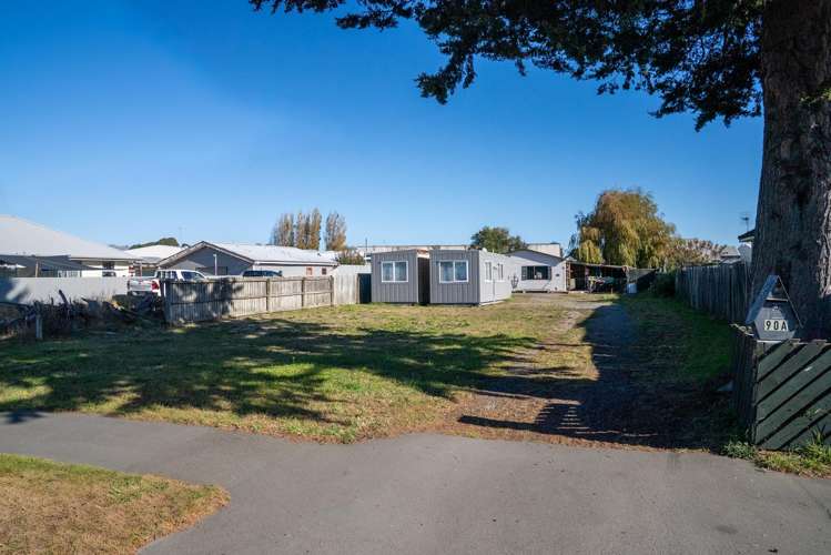 90 & 90a Shortland Street Wainoni_6
