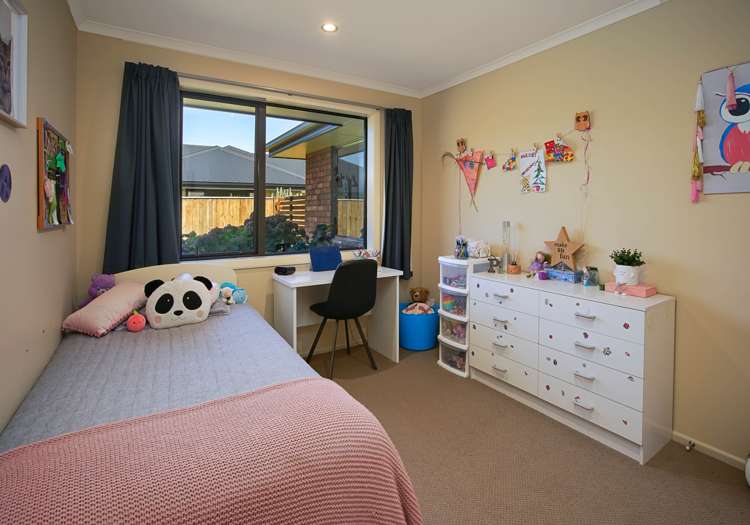 30 Cambelldon Crescent Stoke_13