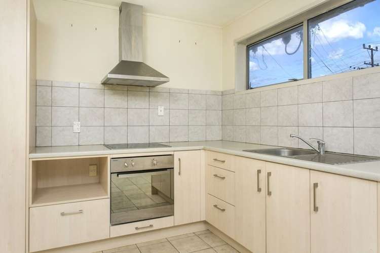 1/96 Chivalry Road Glenfield_15