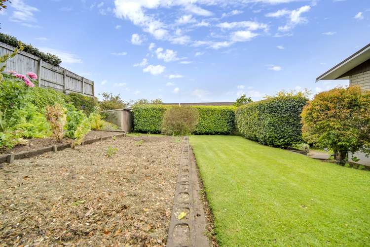 6 Julian Place Westown_16