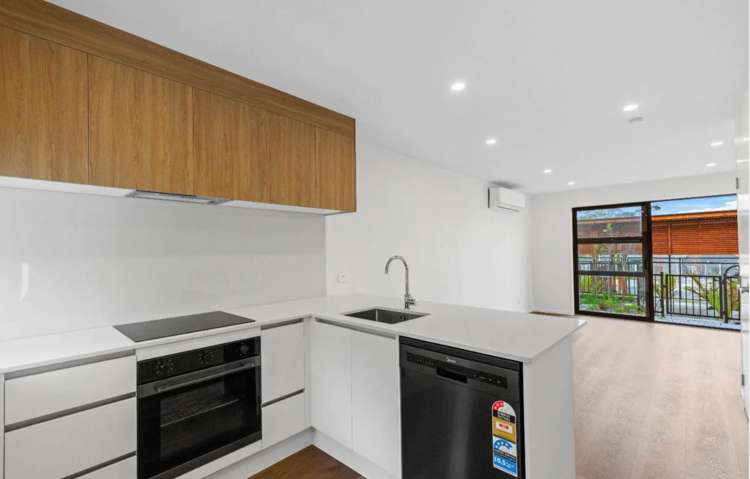 1/327 Glengarry Road_0