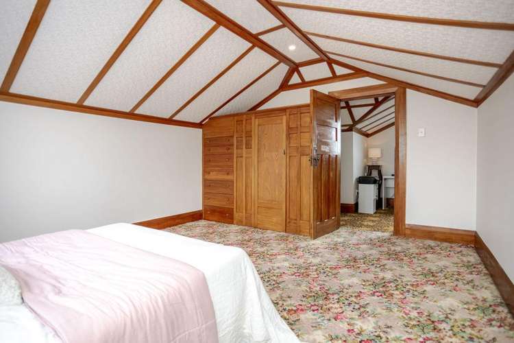 39 Guy Street Dannevirke_24