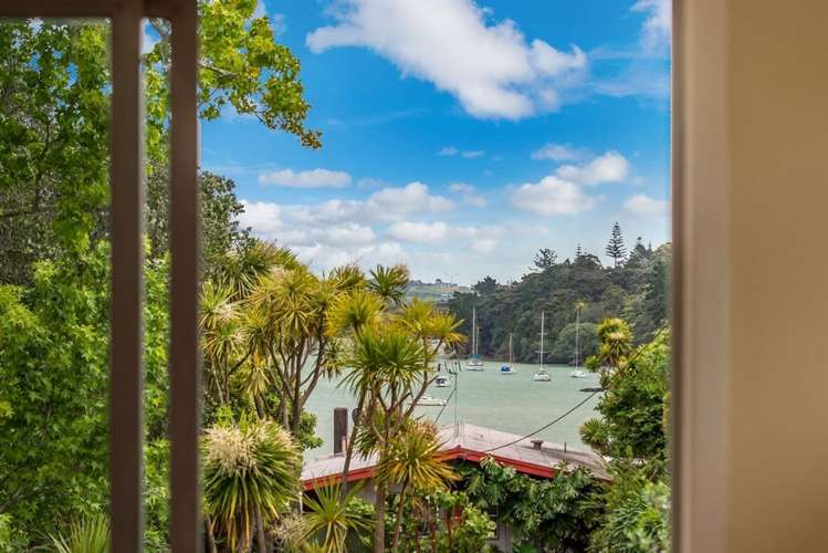 24 Rambler Crescent Beach Haven_6