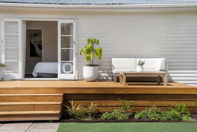 16 Brennan Avenue Te Atatu Peninsula_12