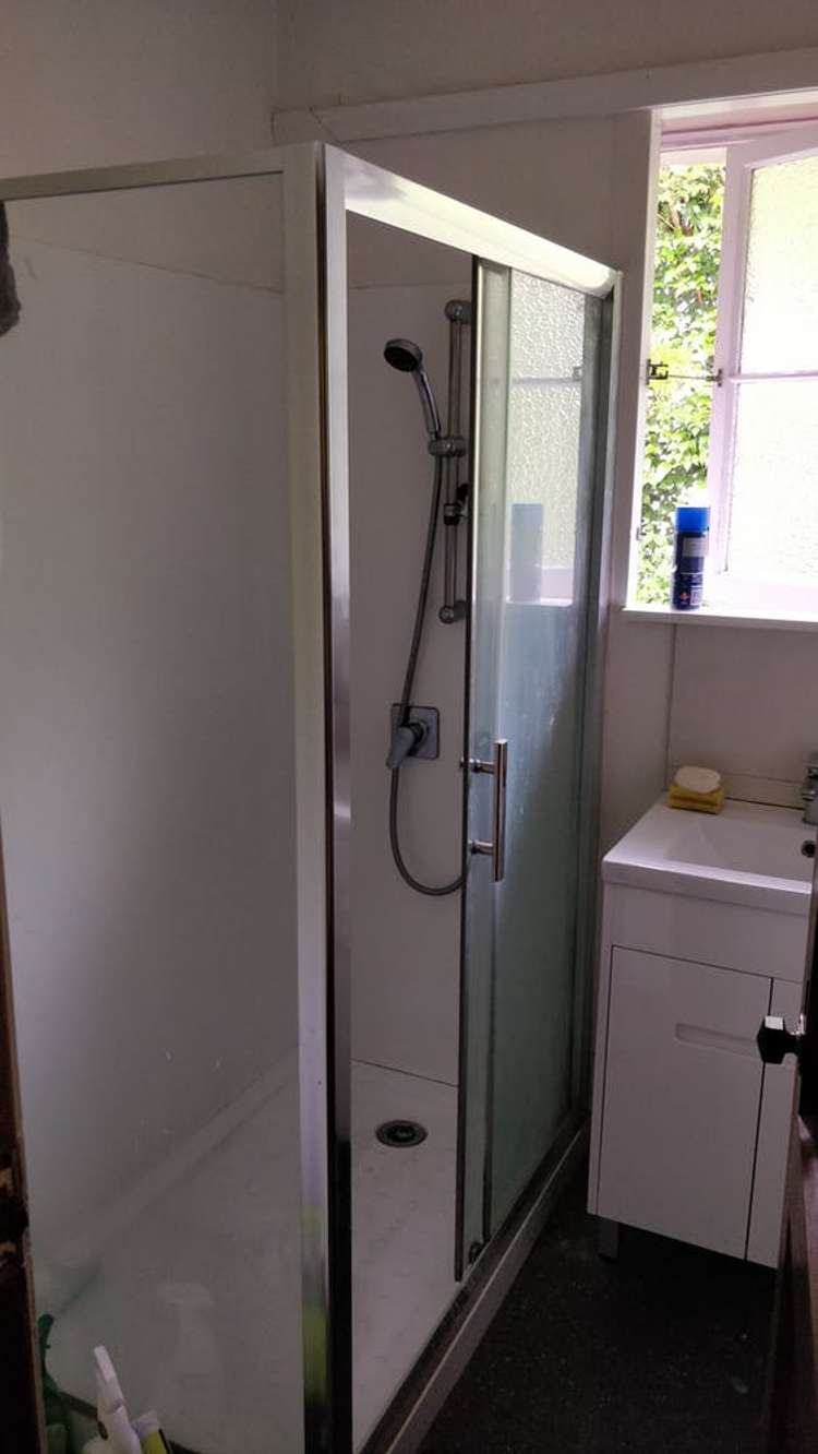 2/3170 Great North Road New Lynn_5