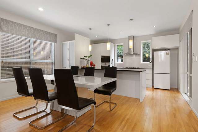 17 Lucca Crescent Flat Bush_2