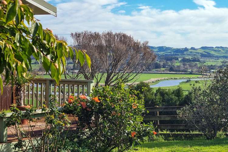 70 Wishart Road Helensville_32