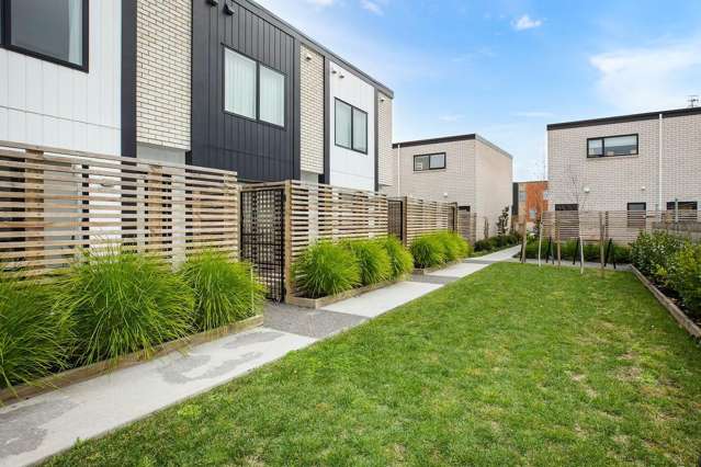 10/1 Vialou Street 10463_1