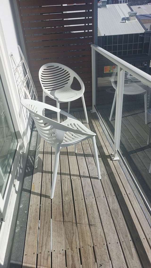 Furnished Studio Apartment/POWER included