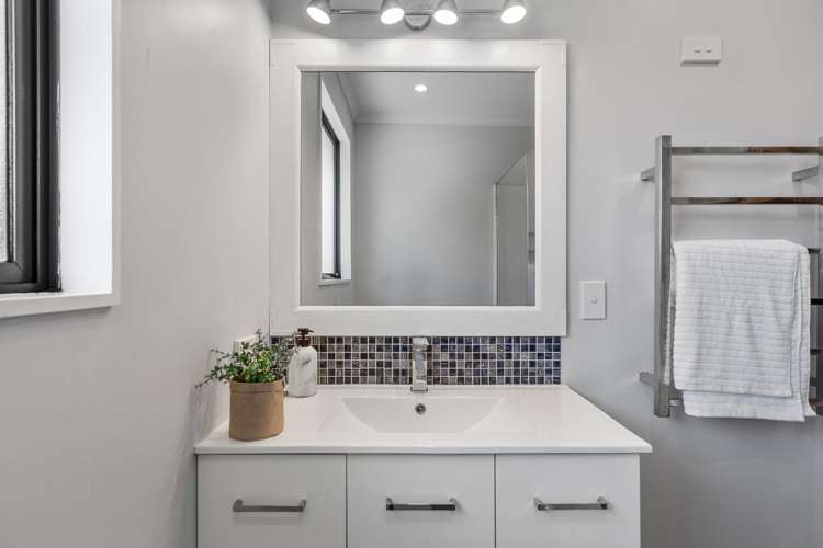 12 Whiting Drive Wakefield_11