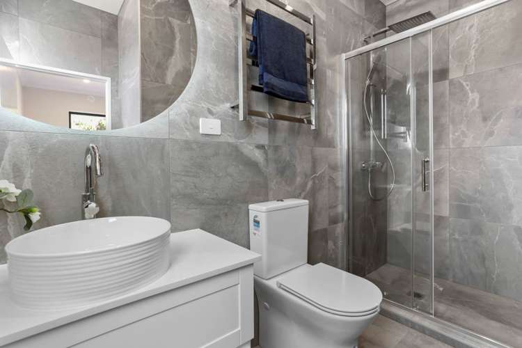 7 Pumau Place Flat Bush_13