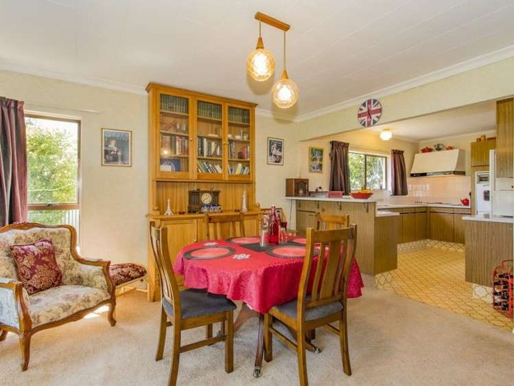 1616 Cust Road Cust_6