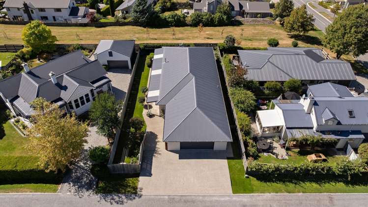 4 Innes Place Arrowtown_28