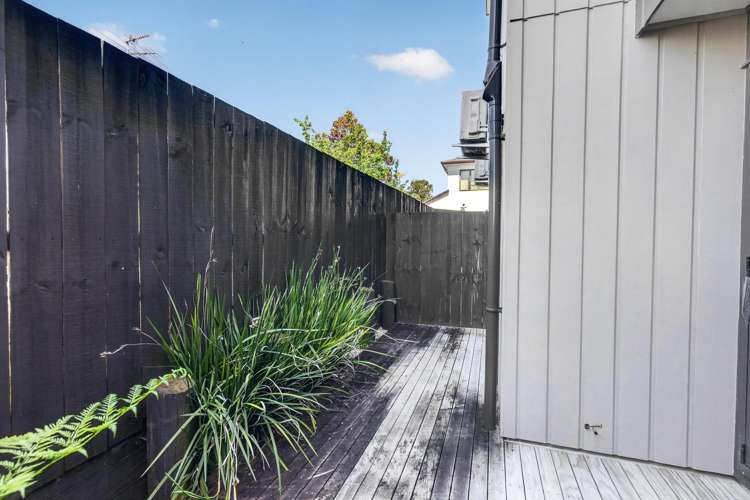 2/15 Tasman Avenue Mount Albert_15