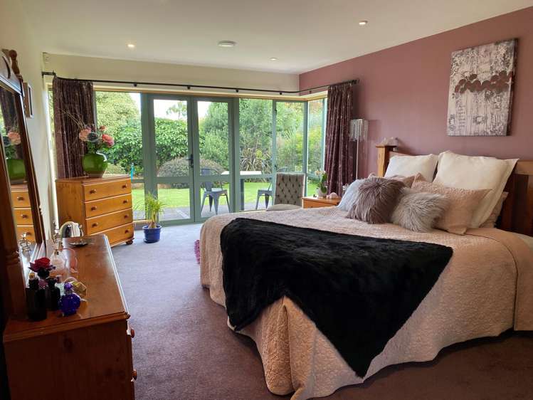 12 Grove Avenue Weston_11