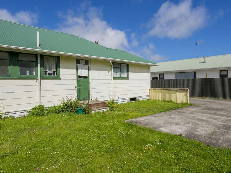 7 Frances Street Foxton_13