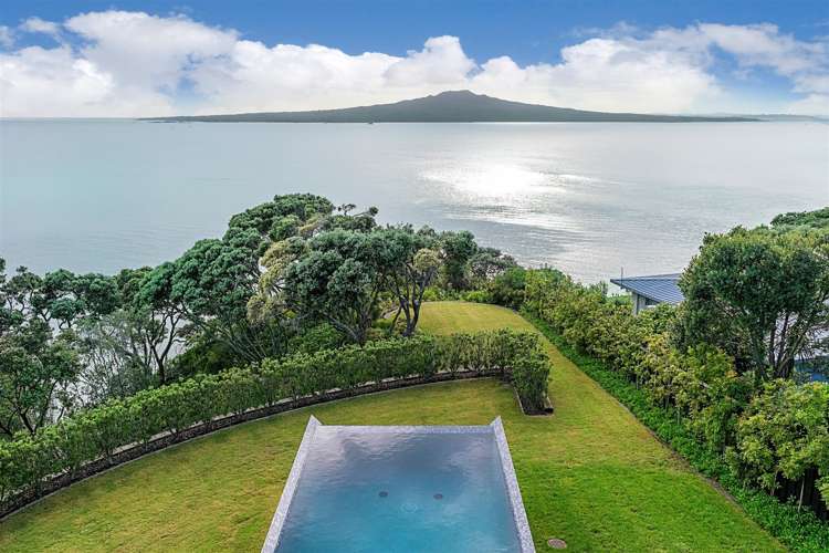 24 Seacliffe Avenue Belmont_1