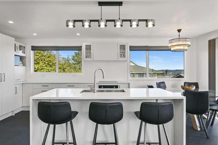 10 Kensington Place Richmond Heights_13