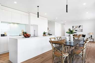 501/12 Barrack Road_1