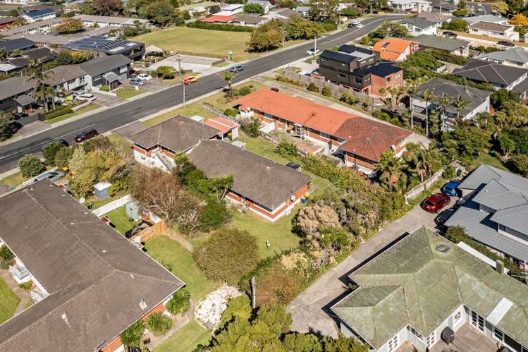 1 Marsh Avenue Forrest Hill_42