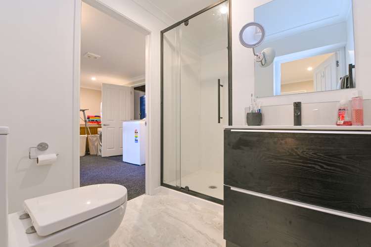 37 Wylie Street Glenholme_26