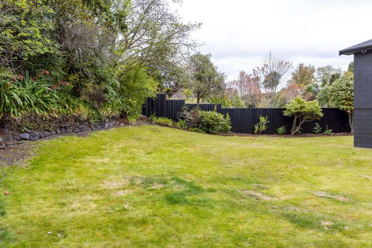 11 Kowhai Road Rainbow Point_30